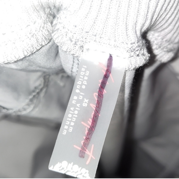 NWOT Free People Mesmerize Me Shine Pants in Silver $128  XS - Picture 13 of 13